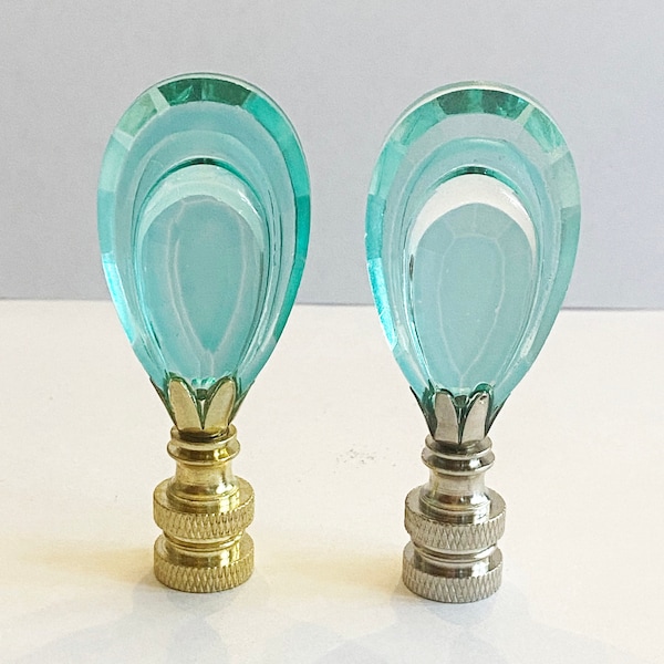 Fleuron de lampe en verre Aqua TEAL 2-3/4" fleuron de lampe en verre taillé en forme de larme avec une base en laiton ou en nickel poli taraudé 1/4-27