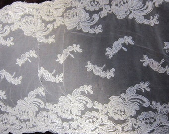 Bridal Wedding Lace Trim Off White Lace 10" wide.  Table Runner Lace, Veil Lace