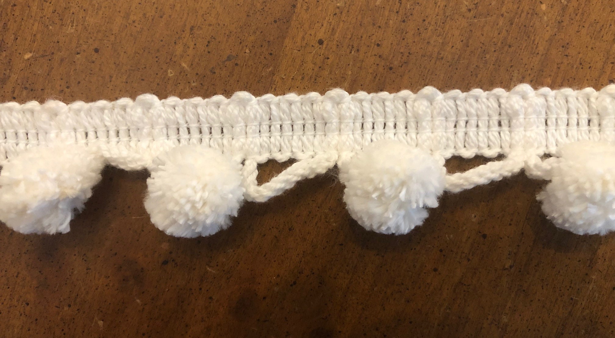 Whimsical PomPom White ball Fringe Trim by the Yard. 1.25 wide trim