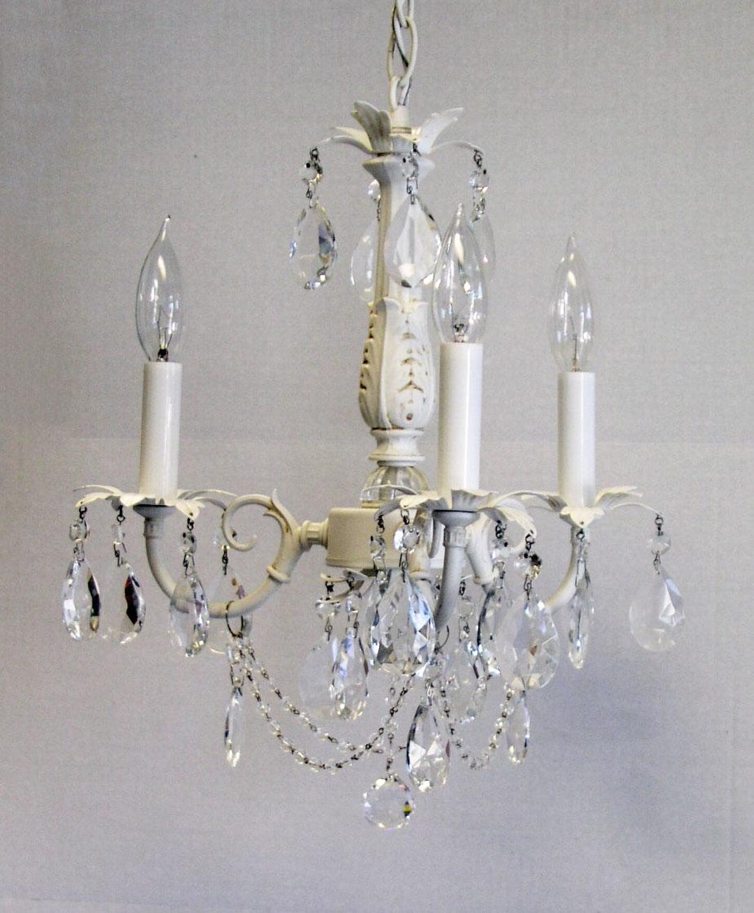 old chandelier makeover shabby chic chandelier diy