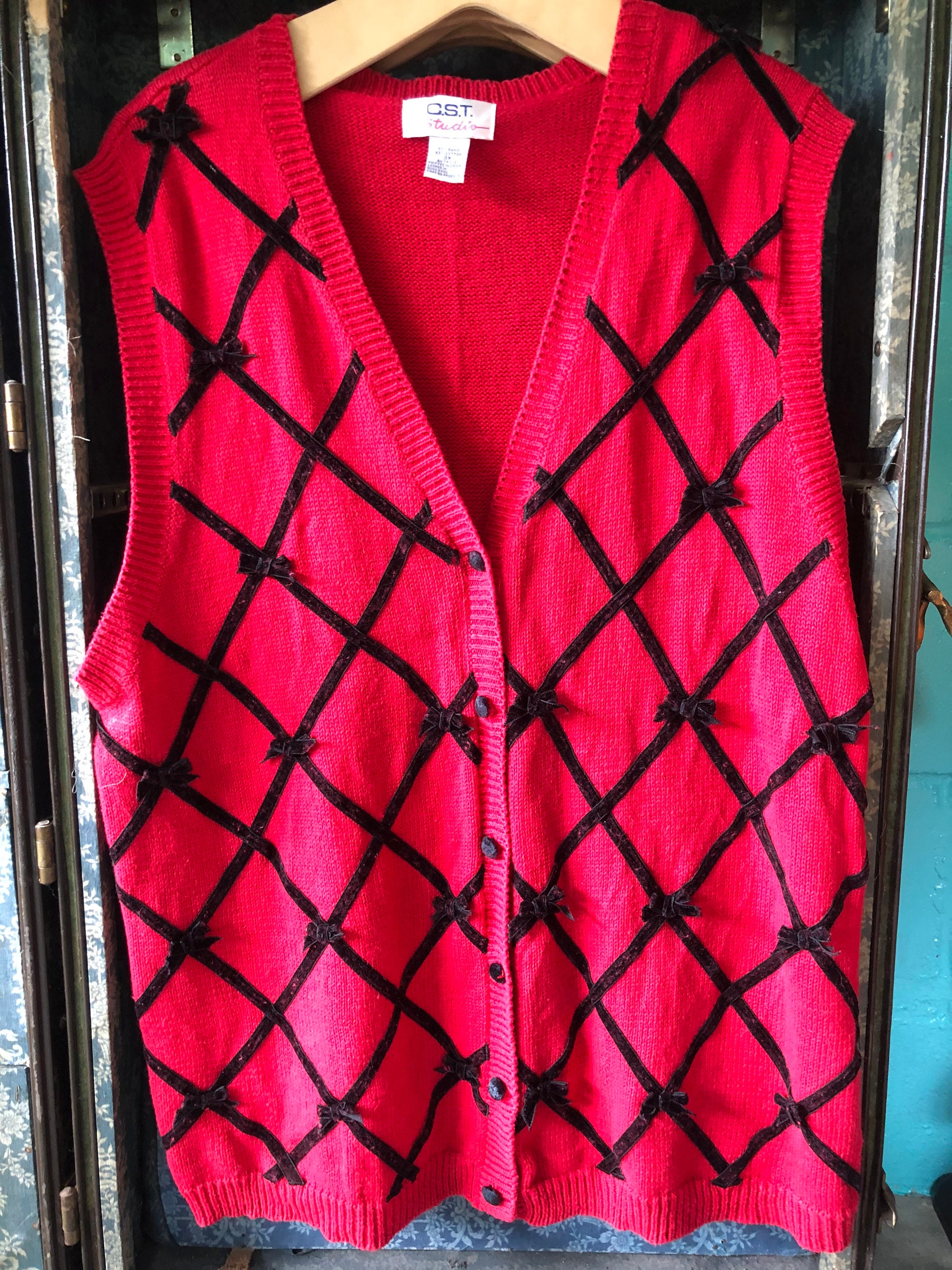CST Studio Size 3x Red Sweater Vest 