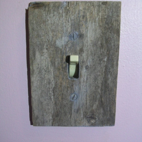 Weathered Wood Switch Plate, Switch Plate, Barn Wood, Drift Wood, Switch Plate, real wood, vintage, Rustic switch plate, Southwest decor