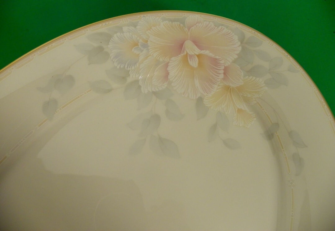 Noritake SWEET SURPRISE Oval Platter Fine China Pastel Floral New