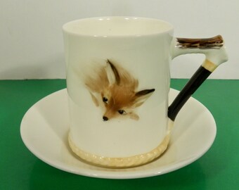 Royal Doulton REYNARD THE FOX Flat Demitasse Cup with White Saucer Resting Head