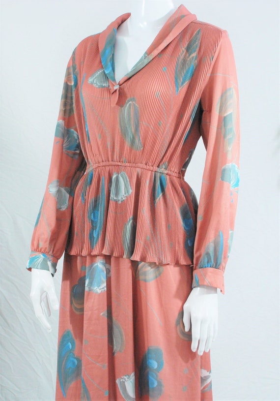 1970’s Floral Pleated Long Sleeve Dress | Vintage… - image 3