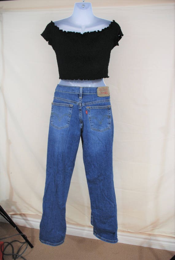 VTG Levis High Waisted Straight Leg Jeans | Size 2