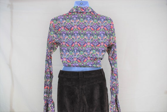 VTG 90s does 70s Tie Up Floral Crop Top | Vintage… - image 4