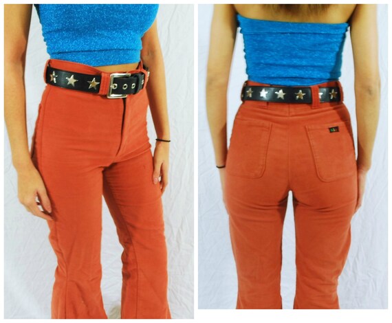 90s Star Black Leather Grommet Belt | Vintage Genu