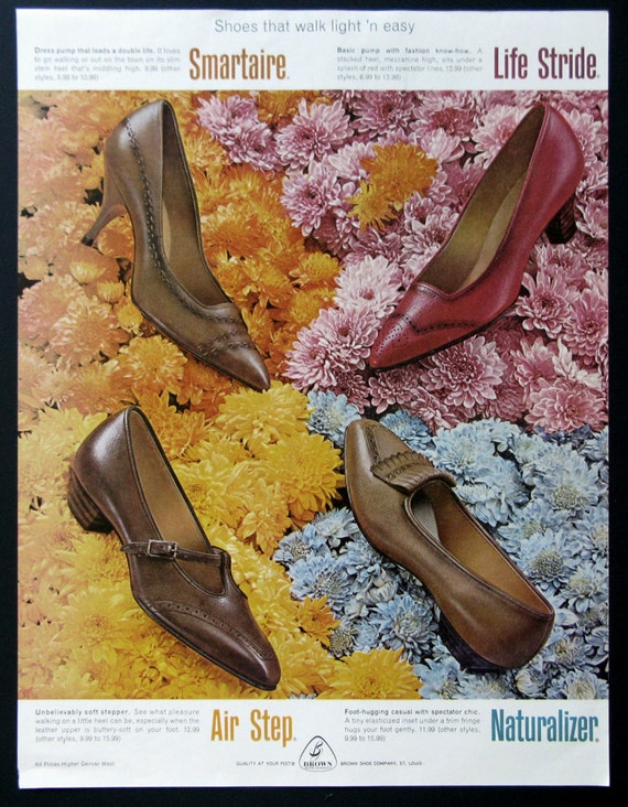 1953 Naturalizer Shoes Ad Retro 50s Women's Fashion 