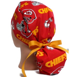 Women&#39;s Kansas City Chiefs Red   Ponytail Scrub Hat, Adjustable,  in 2 Styles, w/ Optional  Buttons and Satin Lining