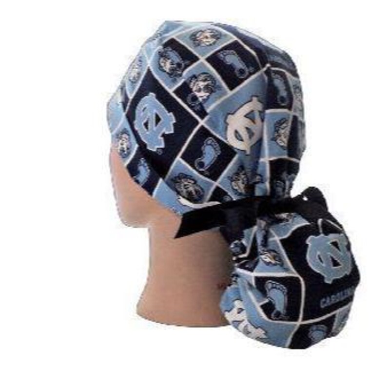 Women's North Carolina Tar Heels Ponytail Medical Surgical Scrub Hat Optional Satin Lining, Optional Buttons afbeelding 2