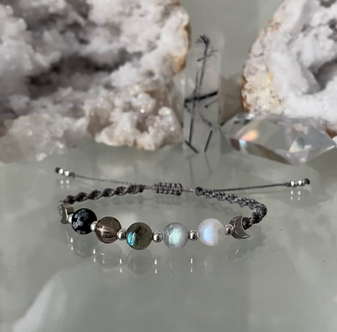 MOON PHASES Crystal Healing Bracelet - Moon Goddess Energy