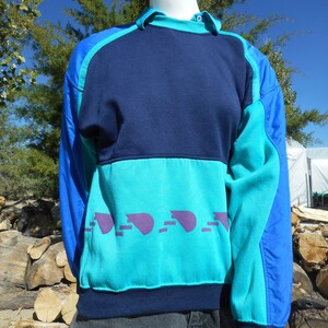 80's Vintage Retro Blue Skiwear Sweatshirt Unisex Adults-Size Medium image 3