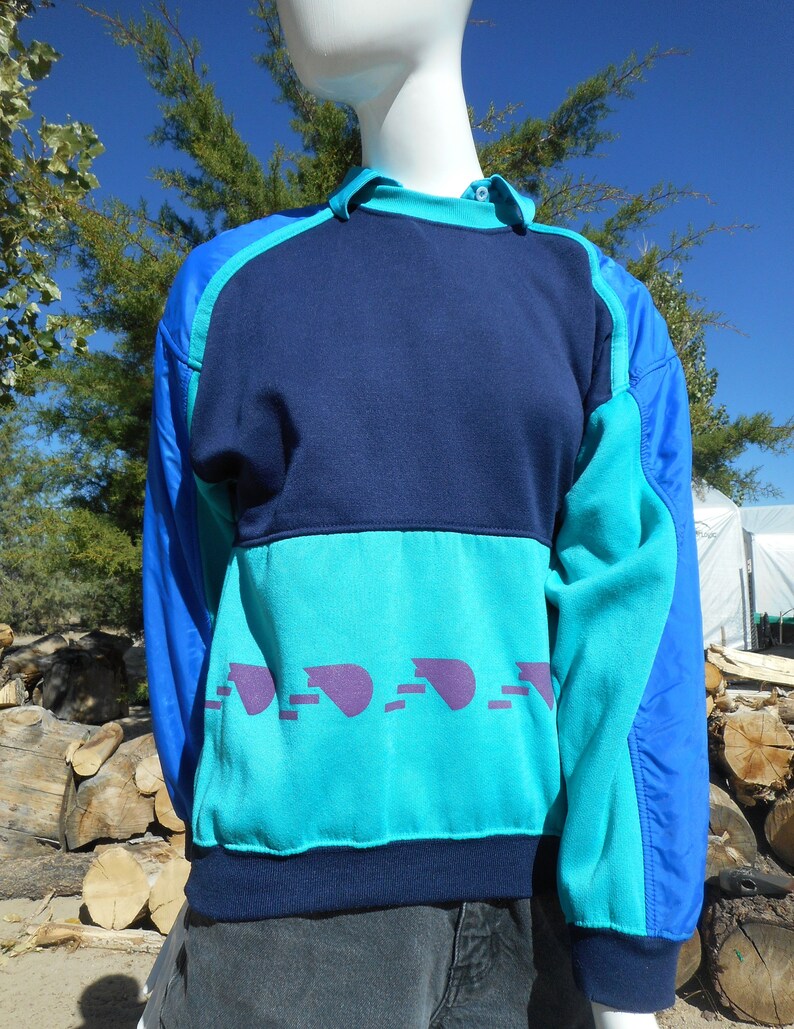 80's Vintage Retro Blue Skiwear Sweatshirt Unisex Adults-Size Medium image 3