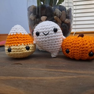halloween crochet amigurumi mini pumpkin, ghost and candycorn