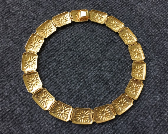Gold Tone Sun Emblem Choker Necklace & Earrings - image 4