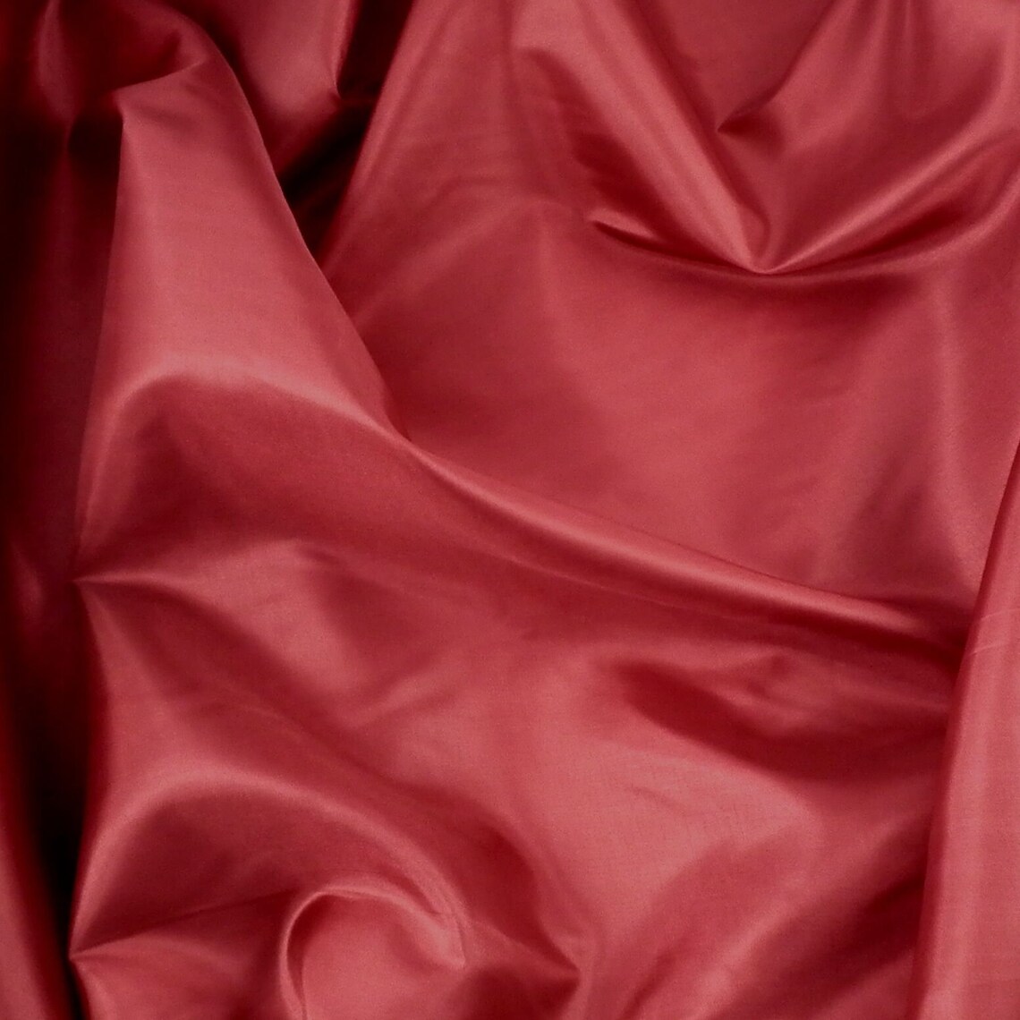 1.65 Plain Habotai Silky Lining Fabric — 100% Polyester, 150cm Wide, Lightweight