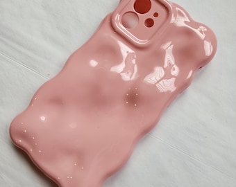 Capa de celular rosa bebê com estampa ondulada e bolhas - capa de celular com efeito bolha, capa de celular 3D, capa para iPhone 17 Pro