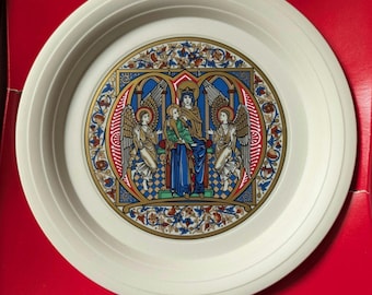 Crown Lynn | Pioneer Stoneware | Dinner Plates | Side Plates