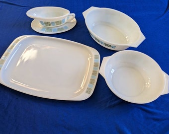 Various J&J Pyrex Kitchenware in Matchmaker Design 1960s 1970s Casserole Dishes Platter Gravy Boat Glass Kitchenalia Vintage Made in England