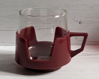 Single Pyrex Cup Red/Brown Plastic Holder 1970s J&J Pyrex Retro Kitsch Quirky