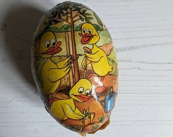 Vintage GDR Papier Mache Easter Egg: Duckling Candy Container