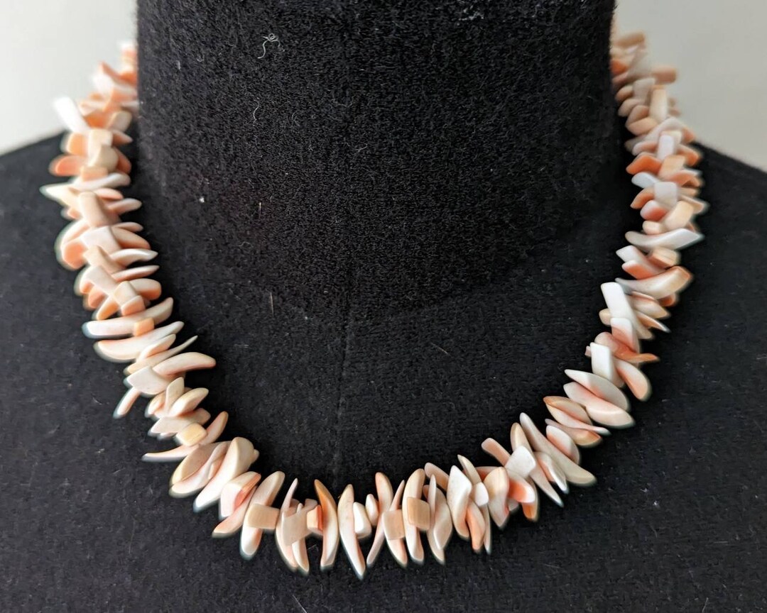 Vintage Shell Necklace main image 1