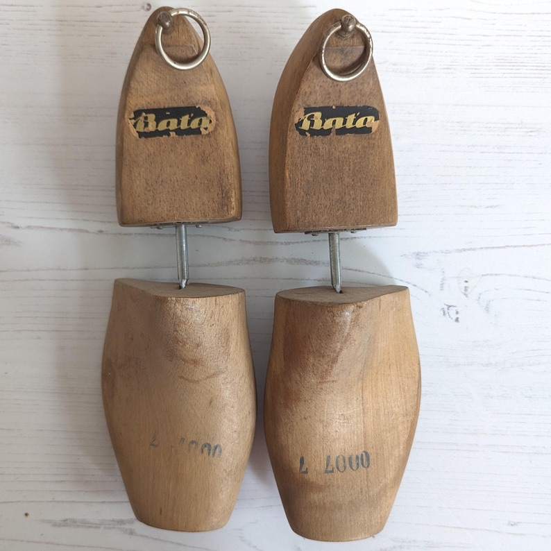 Vintage Bata Wooden Folding Shoe Trees - Size 7 - Etsy UK