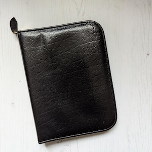 Vintage svart läderskrivbordsmaterial korrespondensfodral för arbete högskola universitet