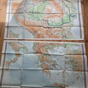 Mappa scolastica d'epoca Grecia, Bulgaria, Jugoslavia, Albania, Romania stampata nel 1954