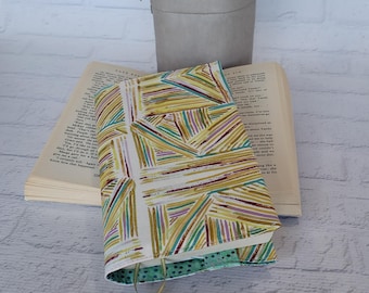 BOOK COVER: Handmade Cotton Adjustable Book Sleeve, Dust Protector, Small Size, Travel Cover, Lovers of  Reading
