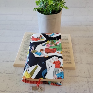 Small Book Cover, Handmade Cotton  Adjustable cover, Paperback Book Cover, Rockabilly, Book Jacket,  Book Accessories, Book lovers gift