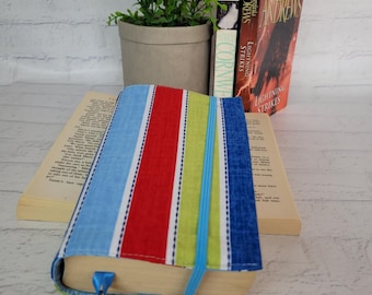BOOK COVER: Handmade Cotton Adjustable Book Sleeve, Dust Protector, Small Size, Travel Cover, Lovers of  Reading
