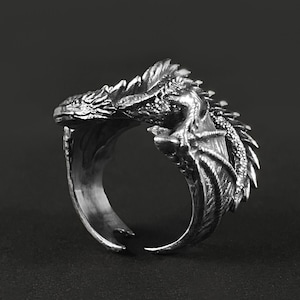 Anillo de dragón grueso, joyería de fantasía, regalo con temática de D&D para él, anillo llamativo