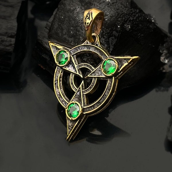 Brass Amulet of Articulation, Unique handmade pendant •  Gothic jewelry necklace •  LARP Cosplay Fantasy RPG Pendant • Video games jewelry