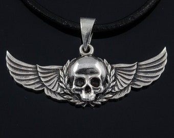 Winged skull Pendant • Space Marine • Imperial Army LARP Cosplay • Unique gothic jewelry gift pendant • Video games jewelry