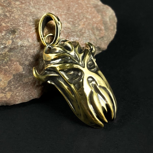 Miraak mask pendant, Fantasy jewellery, gamer jewelry, LARP and Cosplay accessory