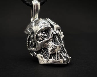 Sterling Silver Steampunk Corvo Skull mask Pendant: Video Game Cosplay Jewelry