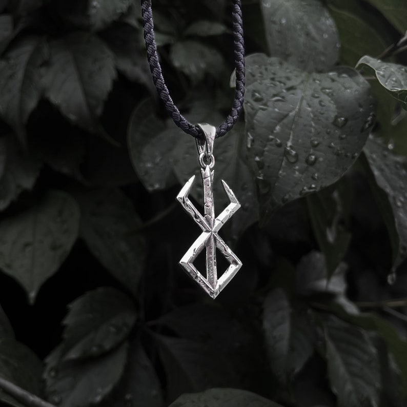 Sterling Silver Brand of Sacrifice hanger, videogame ketting, cosplay fantasy LARP sieraden cadeau voor hem afbeelding 3