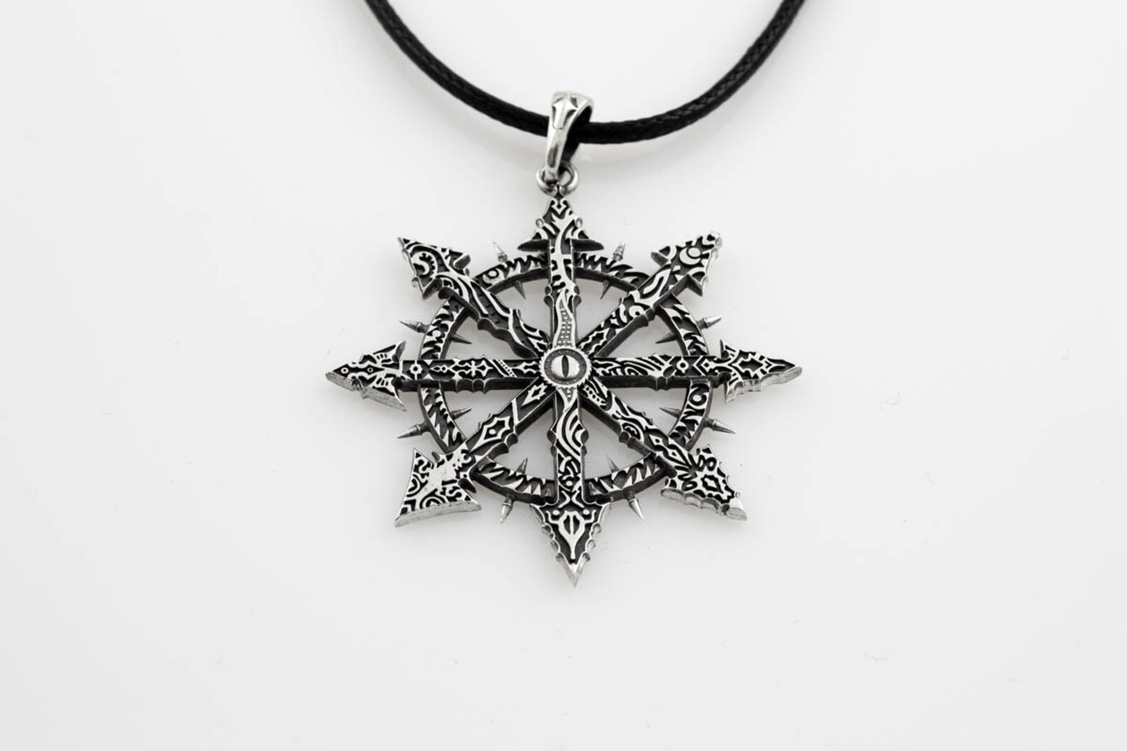 Chaos star pendant Clearance