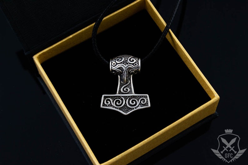 ethnic jewelry Norsemen Mjolnir Scandinavian Odin Sterling Silver Amulet Handmade Valhalla Pendant Thor/'s Hammer Loki Vikings