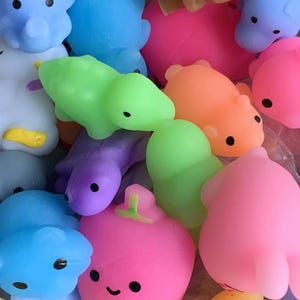 Giocattoli Mochi Squishy: scelta casuale, bomboniere antistress per feste