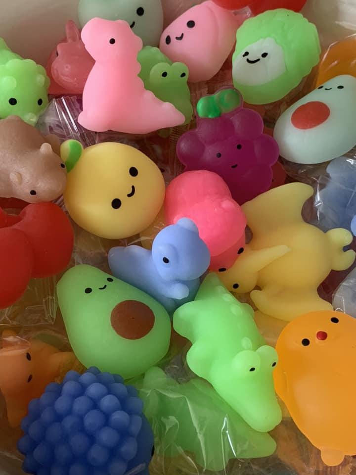 Petit Cadeau Jouet Squishy Anti-stress 24 Œufs De Pâques Avec Mochi Petit Cadeau Jouet Squishy Anti-stress 24 Œufs De Pâques Avec Mochi