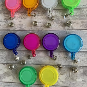 Badge Reel - Retractable Ski Pass  ID Card Holder Keychain