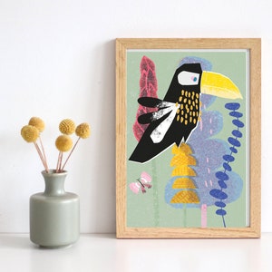Toucan poster, size 20x30 cm. This bird poster is made with paper and scissors. Bird illustration, abstract toucan, bird, wall decoration.