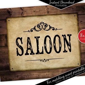 Könnte beinhalten: Druckbarer 8x10 Zoll Schild mit rustikalem Holz Hintergrund und einer Vintage Papier Textur. Das Schild sagt "SALOON" in schwarzem Text mit einer dekorativen Verzierung über und unter dem Wort.