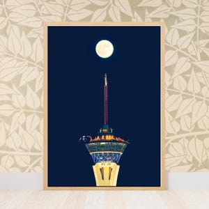 Las Vegas Stratosphere Moon Canvas Wall Art - Full Moon Nevada Skyline Celestial Print - Vintage Retro Wall Decor Gift