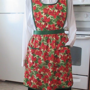 Granny apron poinsettias size medium Made in Maine