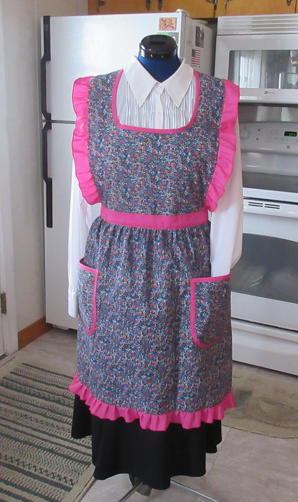 Granny apron Pink ruffle size xxx large made in Maine | Etsy