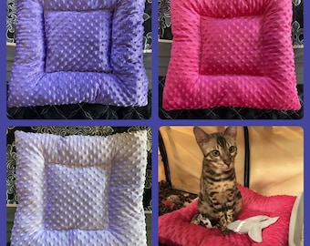 Cat pet bed, Purple Cat Plush Minky Cats Pet Bed, Handmade USA Small Cat Pet Bed/Soft Washable 18x18 Cats or Kittens Dogs Pets Beds